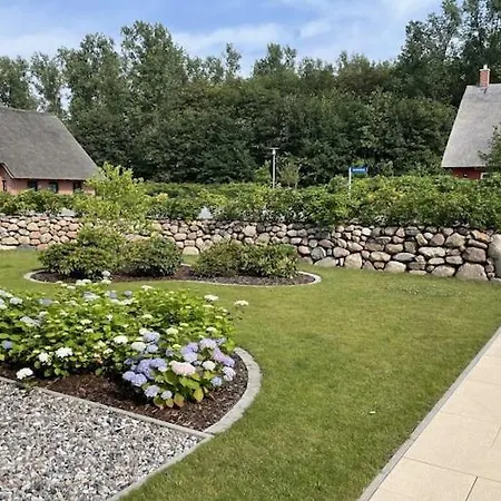 Bi De Kuehlung Comfortable Vacation Apartment
