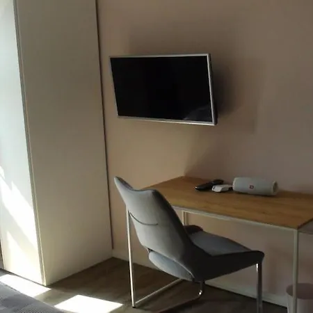 Apartment Bi De Kuehlung Comfortable Vacation